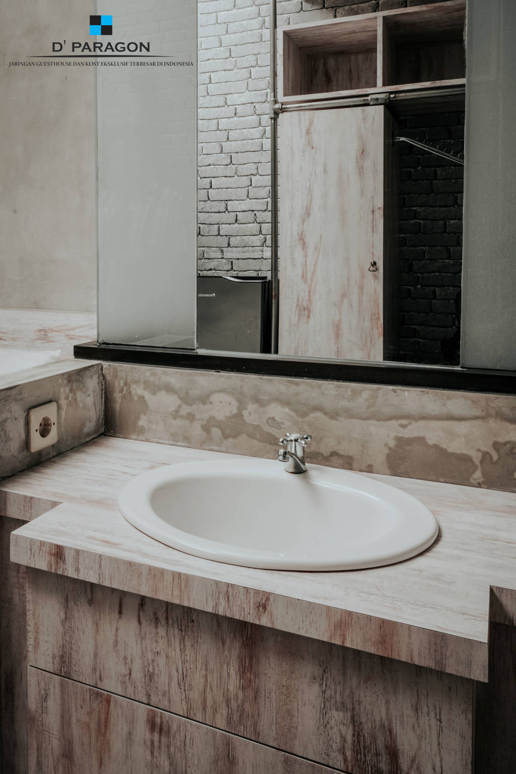 Djuragan Kamar - D'Paragon Kemuning Image